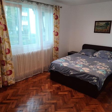 Cozy Three Rooms Apartment Cluj-Napoca Ngoại thất bức ảnh