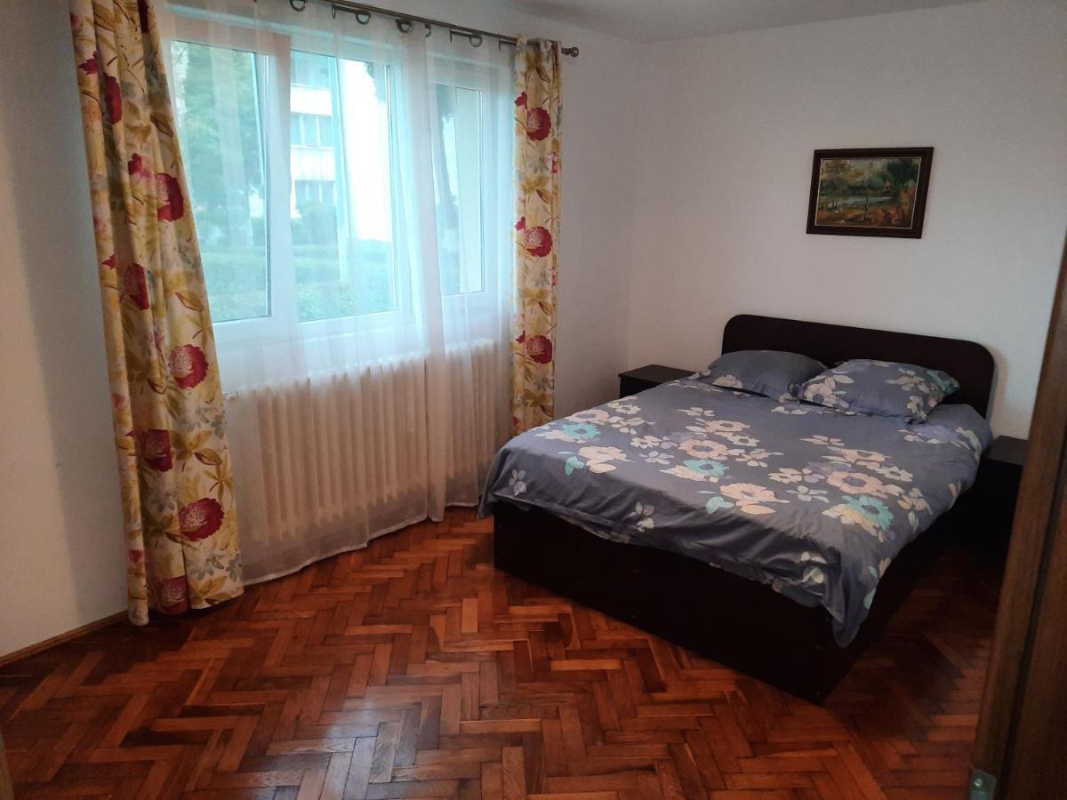 Cozy Three Rooms Apartment Cluj-Napoca Ngoại thất bức ảnh