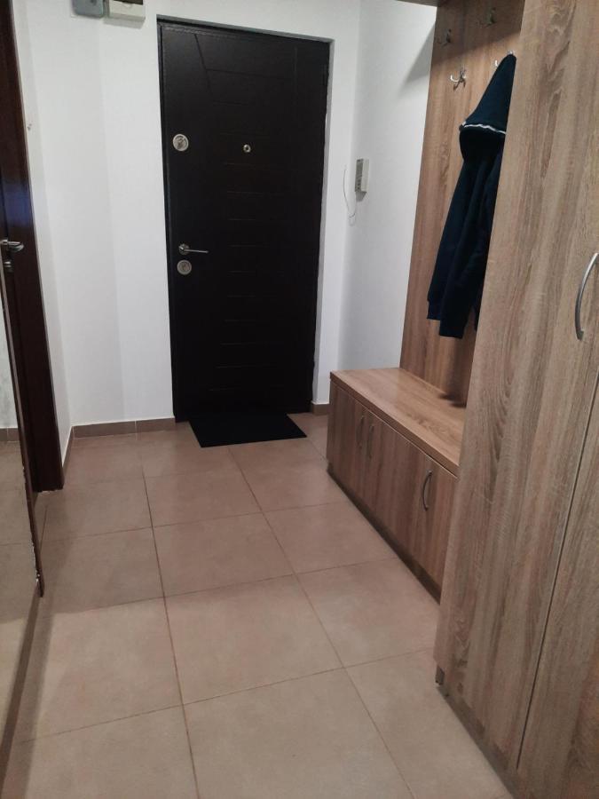 Cozy Three Rooms Apartment Cluj-Napoca Ngoại thất bức ảnh